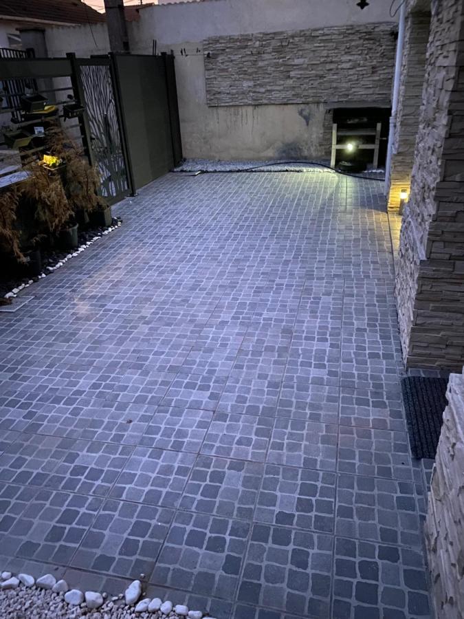 Chambre D'Hotes Dans Une Maison 阿让特伊 外观 照片