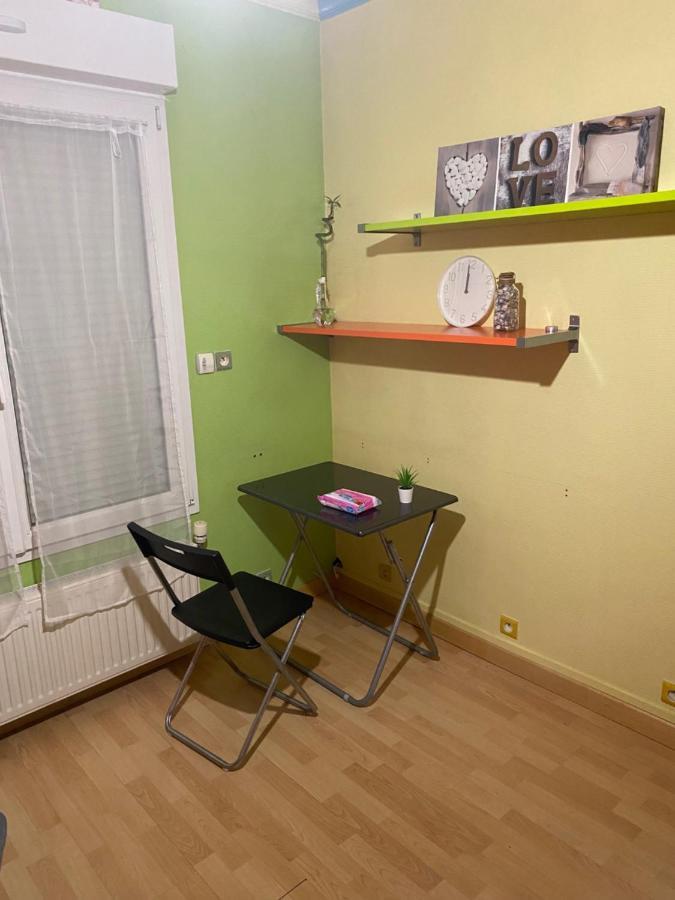 Chambre D'Hotes Dans Une Maison 阿让特伊 外观 照片